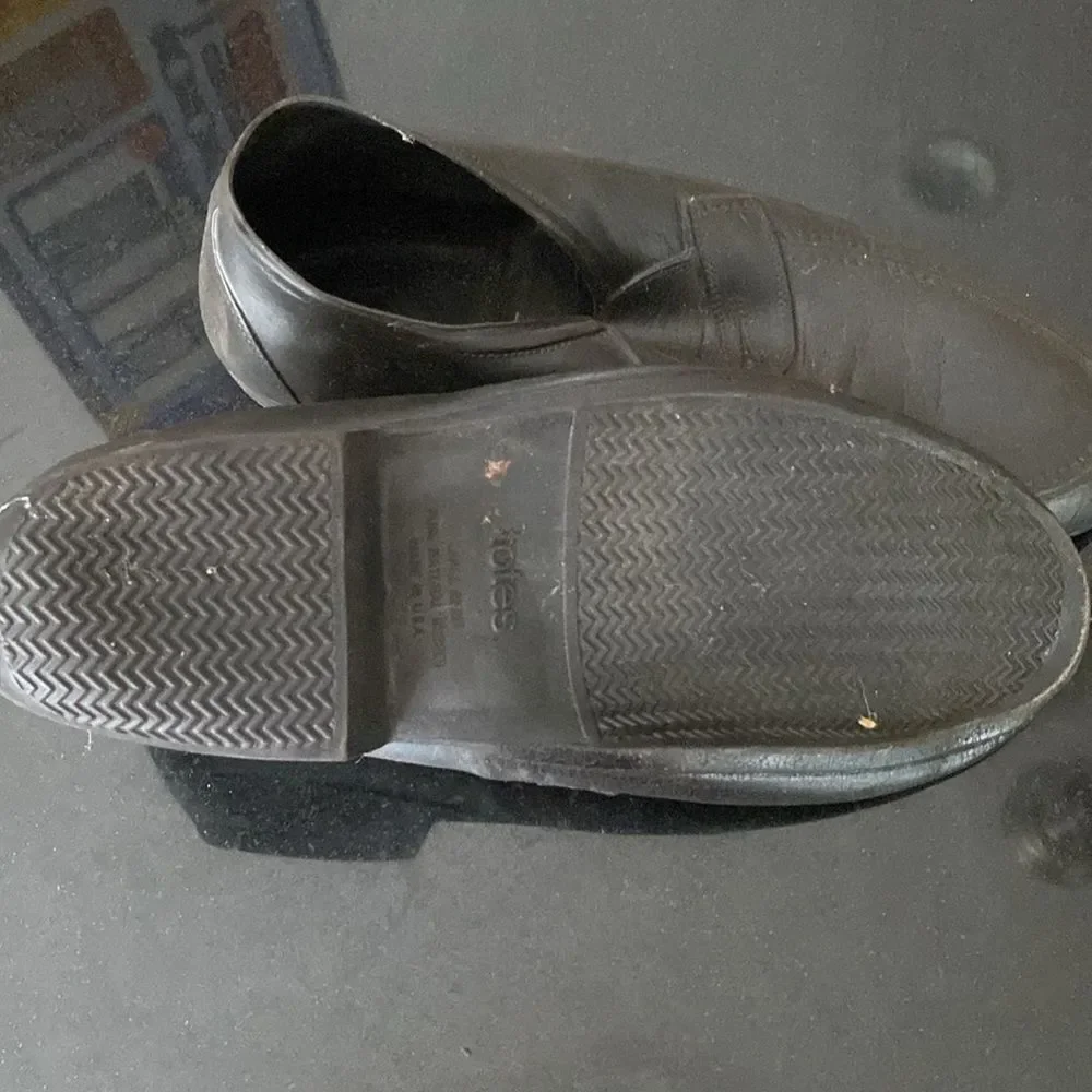 Large totes natural rubber USA to cover your dress shoes they don’t get ruined
